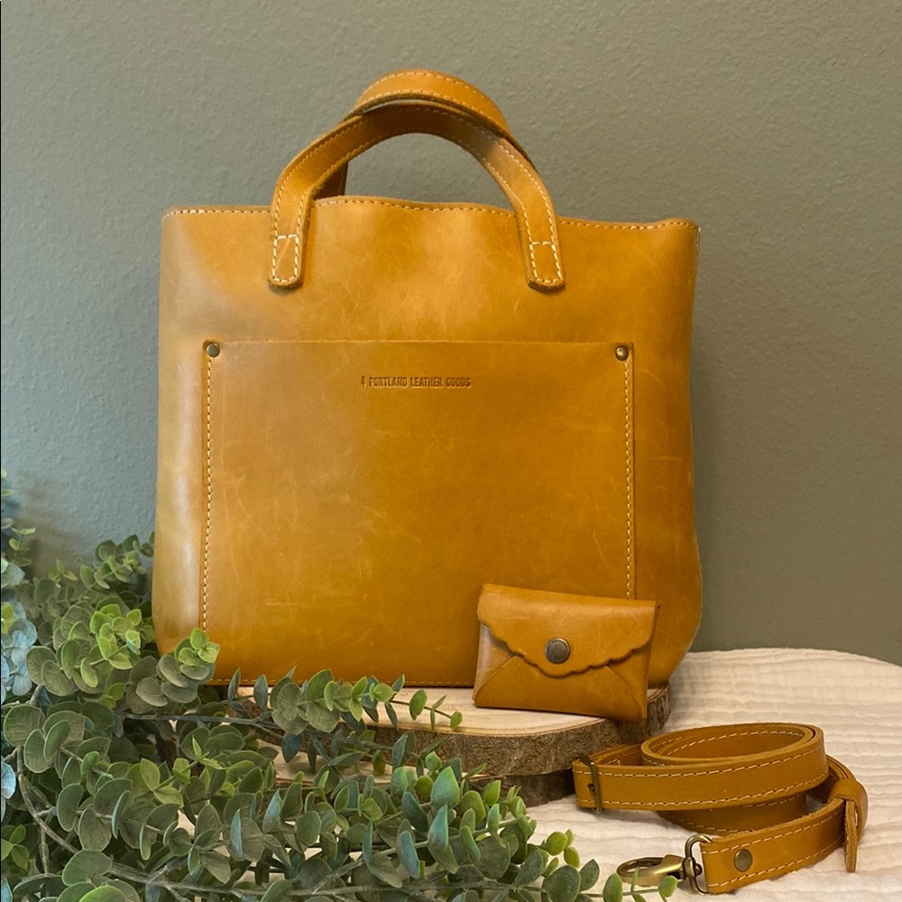 Portland Leather Crossbody Tote and Coin Pouch in Sunflower